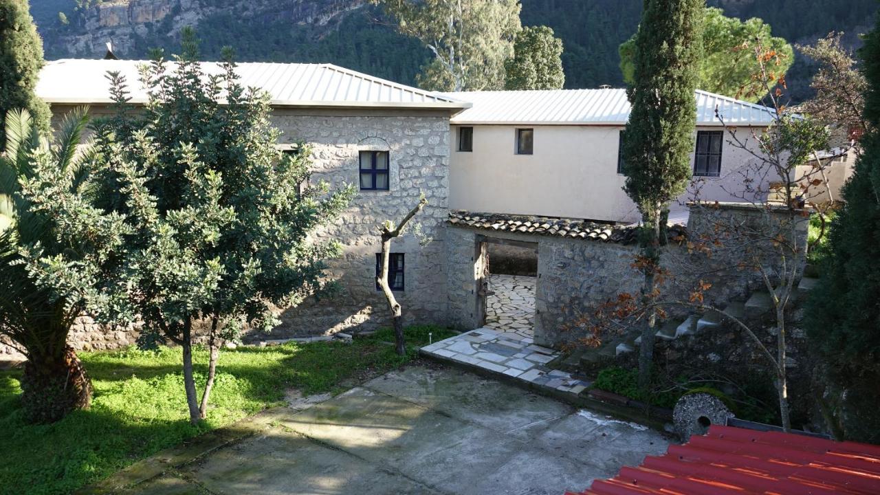 The Old Olive Mill House Vila Aegae Exterior foto